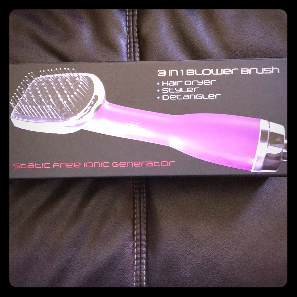 🌸NEW Hair Dryer Brush🌸